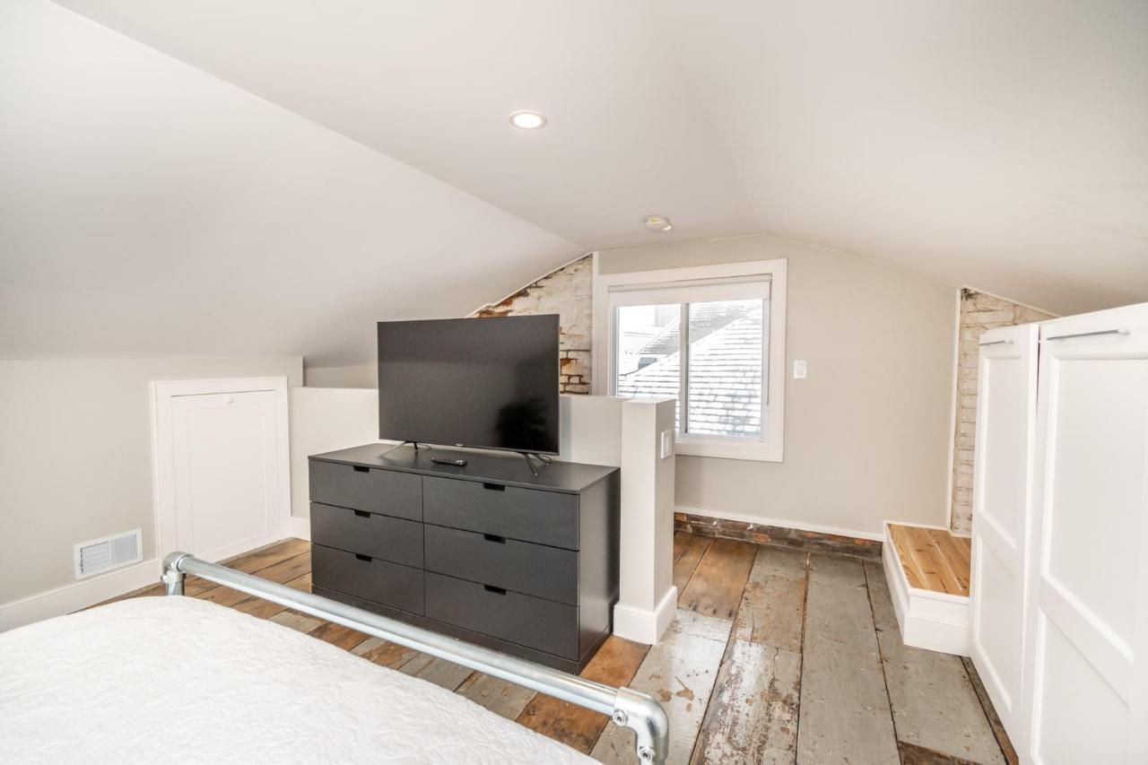 شقة Luxury Design Focused, Detroit Themed Apt Near Downtown In The Art District المظهر الخارجي الصورة