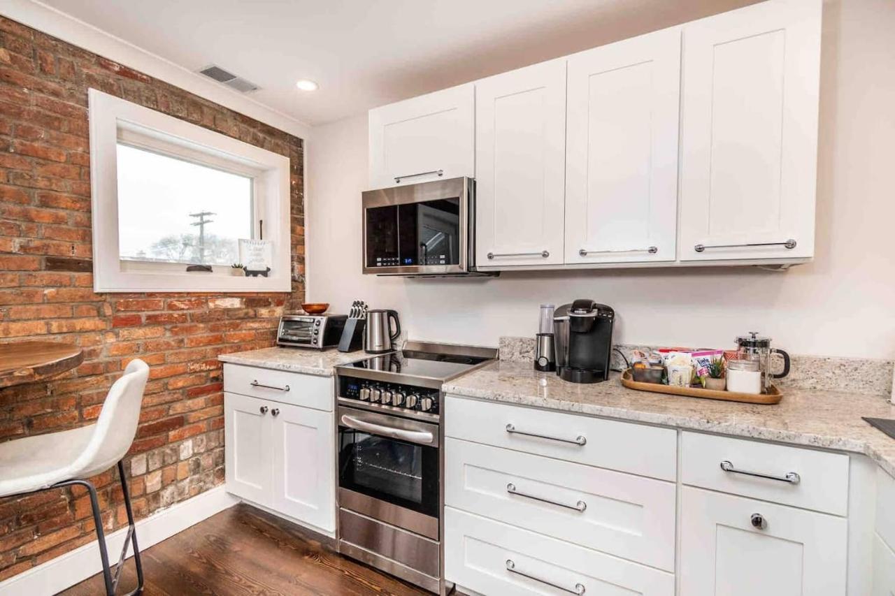 شقة Luxury Design Focused, Detroit Themed Apt Near Downtown In The Art District المظهر الخارجي الصورة